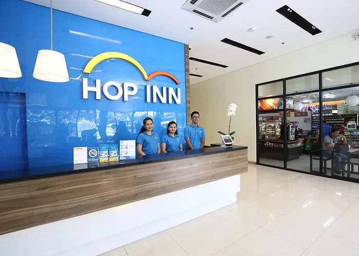 Hop Inn Hotel Ermita Manila 3*
