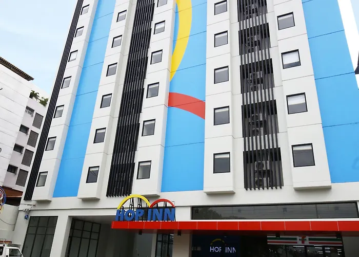 Hop Inn Hotel Ermita Manila 3*